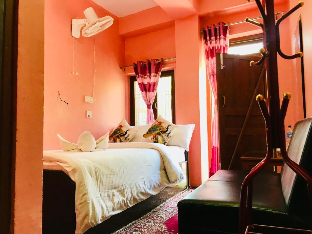 Shristi Hotel & Lodge Бандипур Экстерьер фото