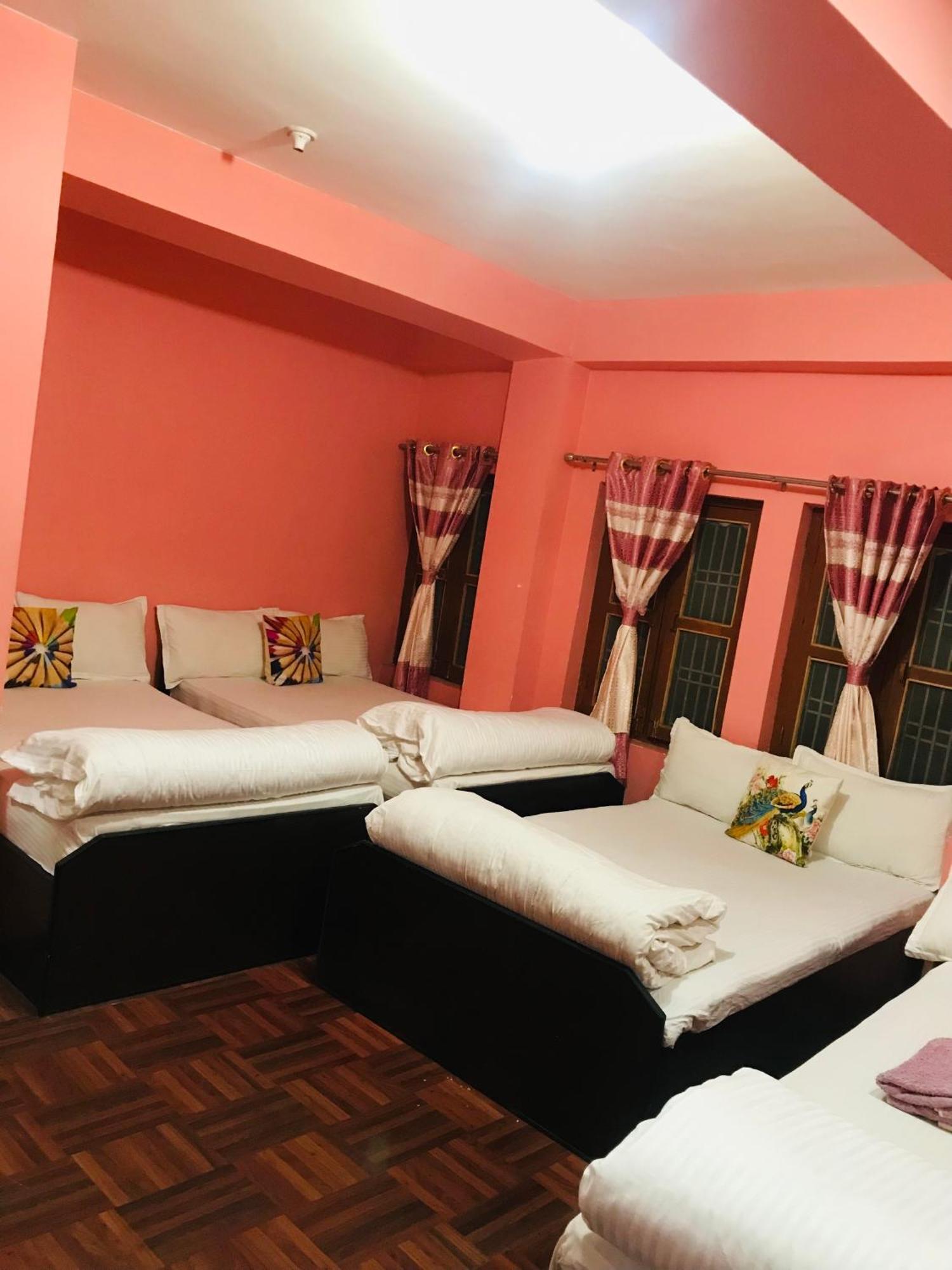Shristi Hotel & Lodge Бандипур Экстерьер фото